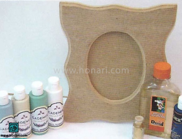 تزئین قاب چوبی