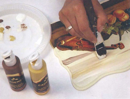 ترک روی چوب