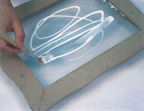 ترک روی شیشه