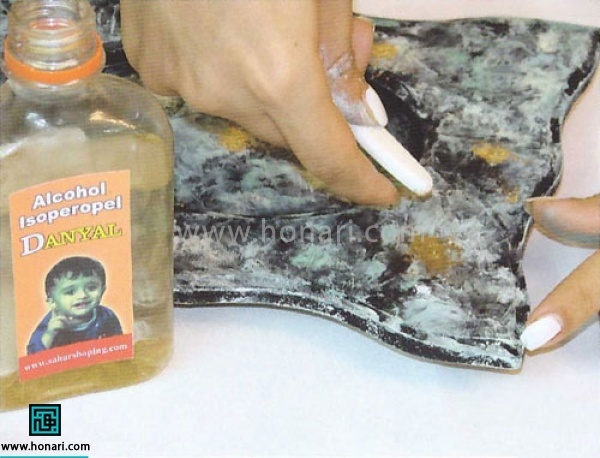 تزئین قاب چوبی