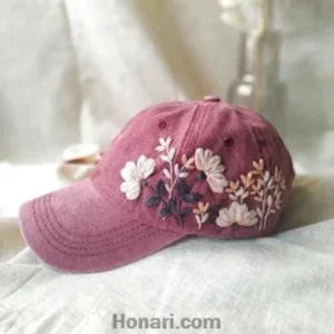 گلدوزی روی کلاه