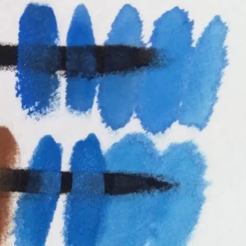 تفاوت رنگ پارچه و آکریلیک