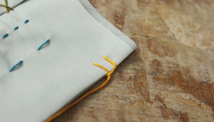 مرحله آخر دوخت دندون موشی