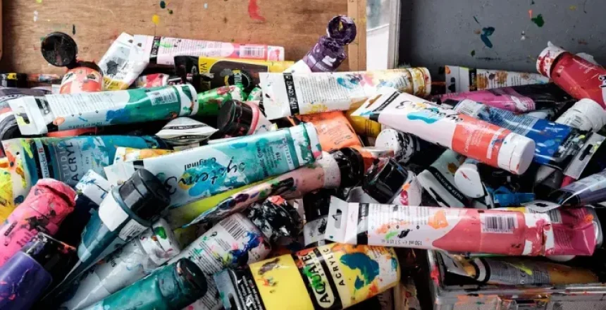 تفاوت رنگ اکریلیک با رنگ پارچه